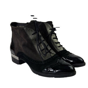 Gadea Black and Gray patent Leather Lace-up Ankle Boots
